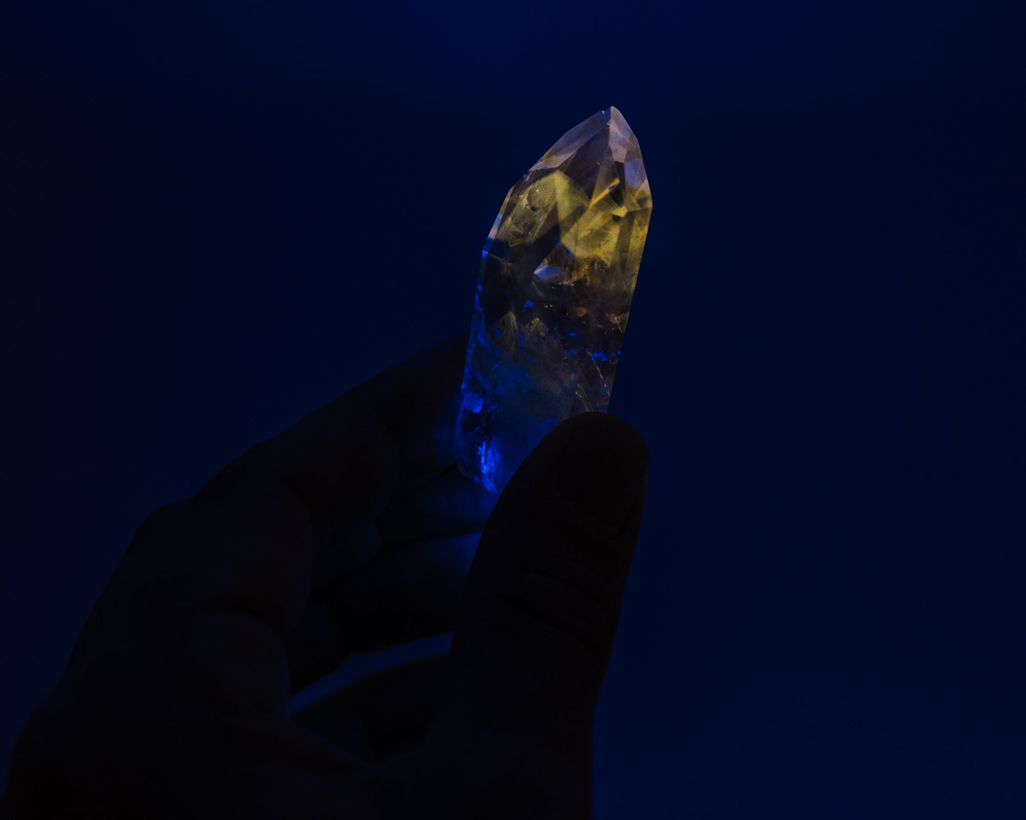 Powellit Amethyst Turm PW21