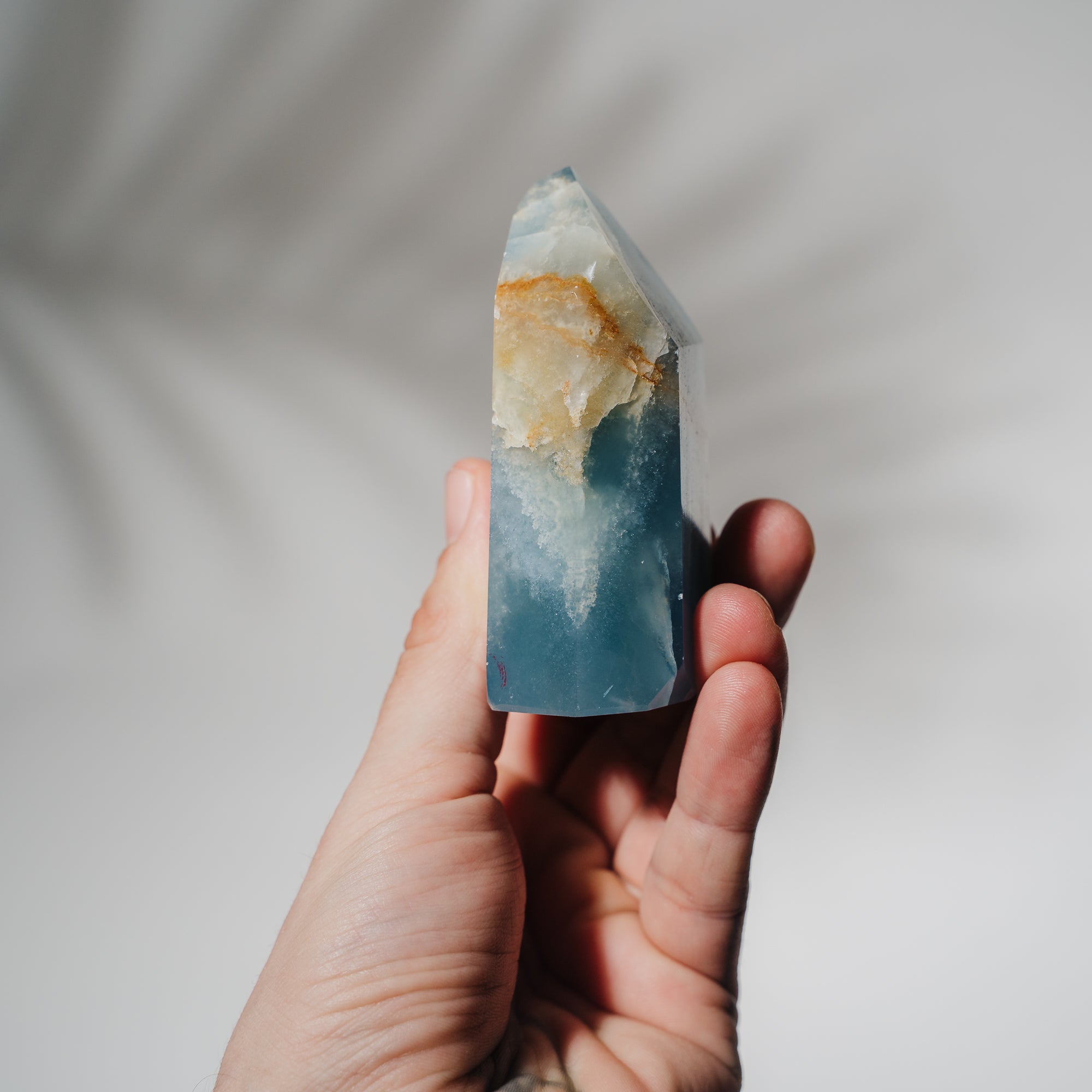 Blaue Onyx Turm BOA74
