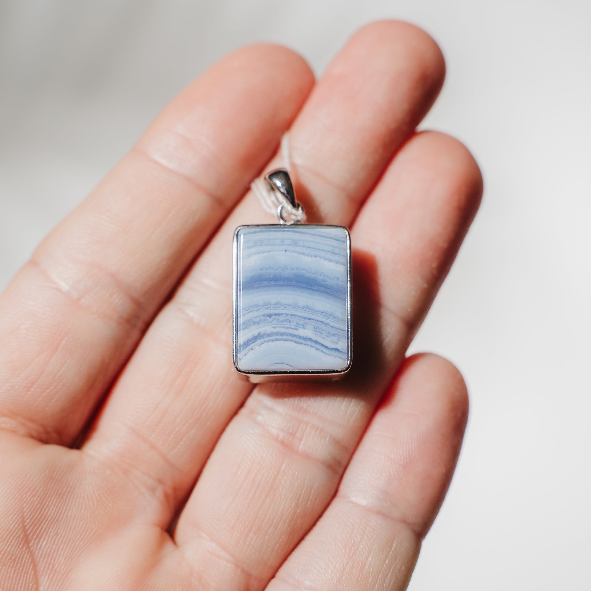 Blaustreifen Achat (Chalcedon) Anhänger 45BA