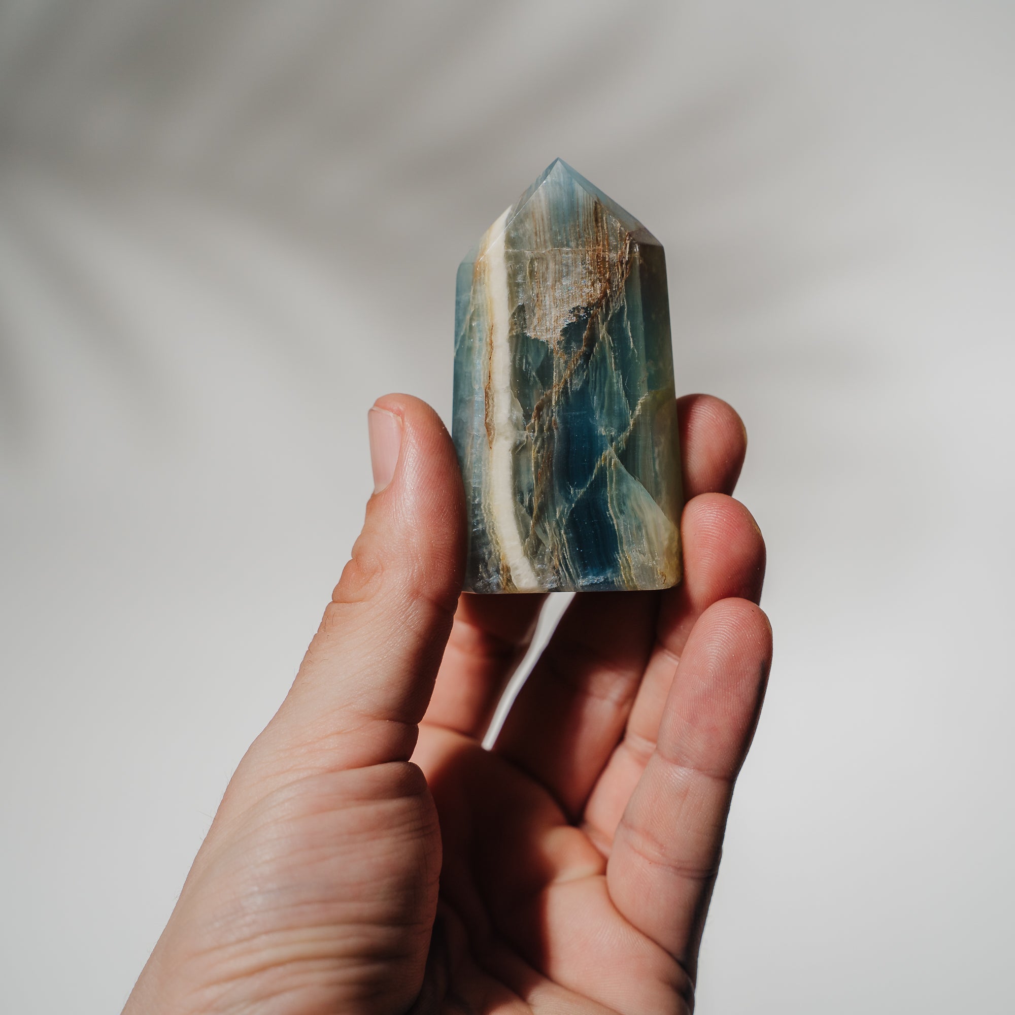 Blaue Onyx Turm BOA26