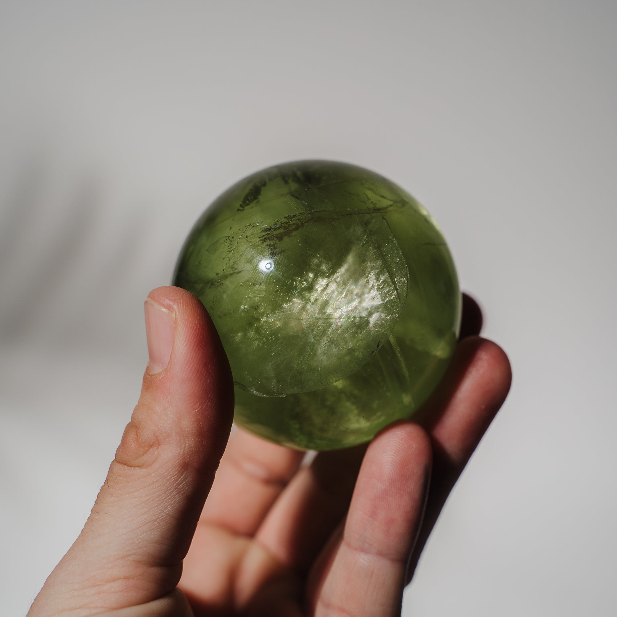 HQ Fluorit apfelgrün Kugel 107F