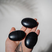 Lamellen Obsidian Handschmeichler