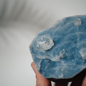 Blauer Chalcedon x Apophyllit Stufe 59BC