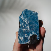 Blauer Chalcedon x Apophyllit Stufe 29BC