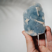 Blauer Chalcedon x Apophyllit Stufe 43BC