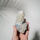 Blauer Chalcedon x Apophyllit Stufe 73BC