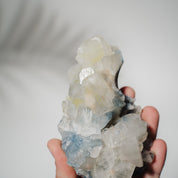 Blauer Chalcedon x Apophyllit Stufe 73BC