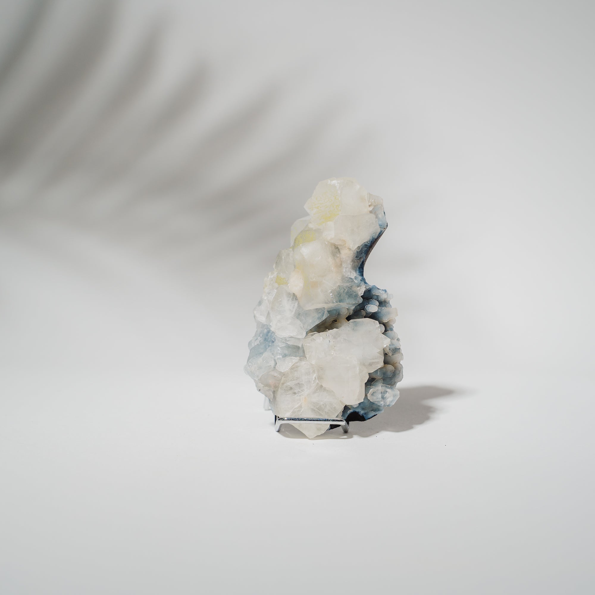 Blauer Chalcedon x Apophyllit Stufe 73BC
