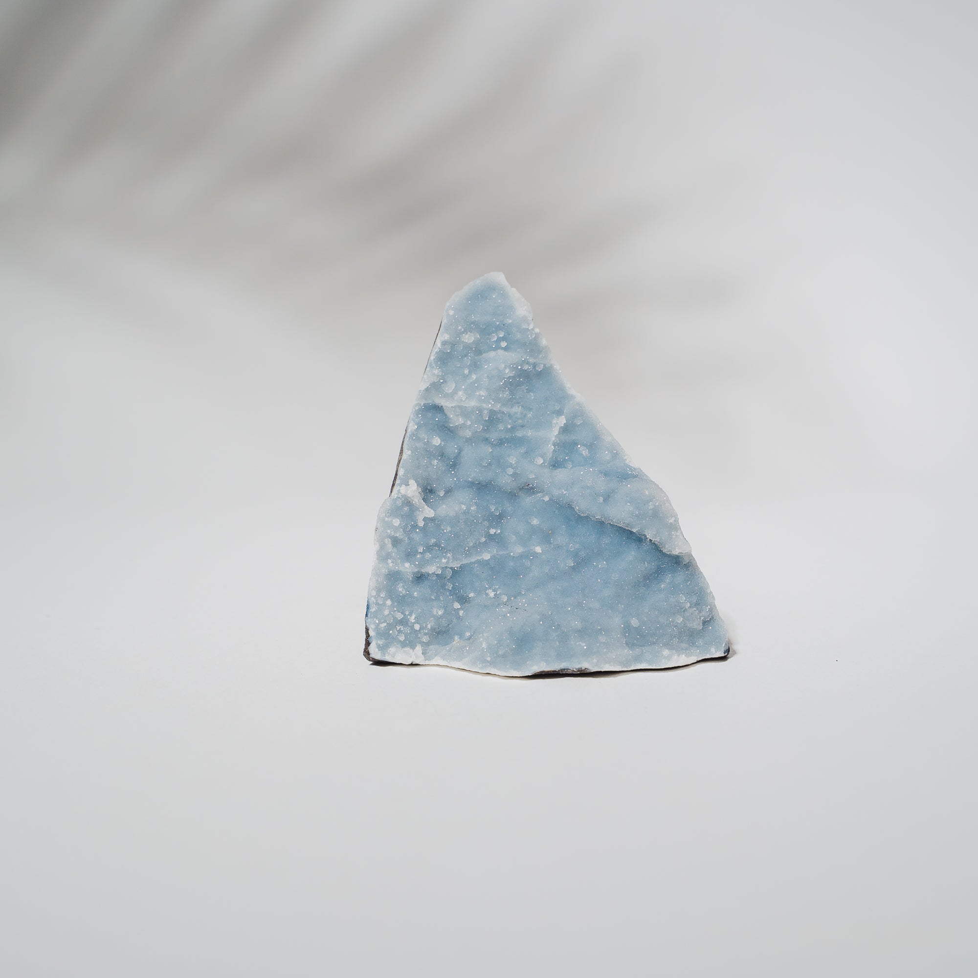 Blauer Chalcedon x Apophyllit Stufe 74BC