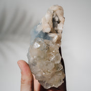 Blauer Chalcedon x Apophyllit Stufe 102BC