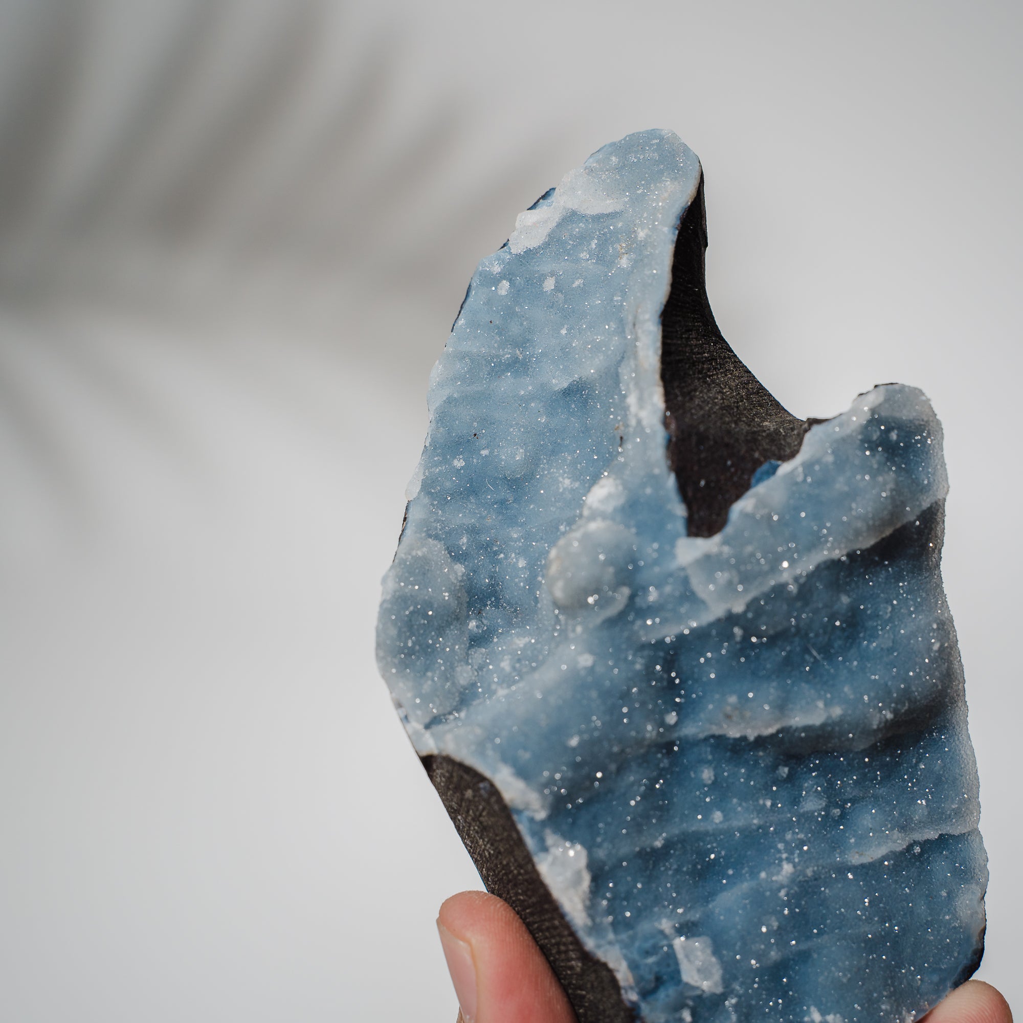 Blauer Chalcedon x Apophyllit Stufe 114BC