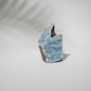Blauer Chalcedon x Apophyllit Stufe 114BC