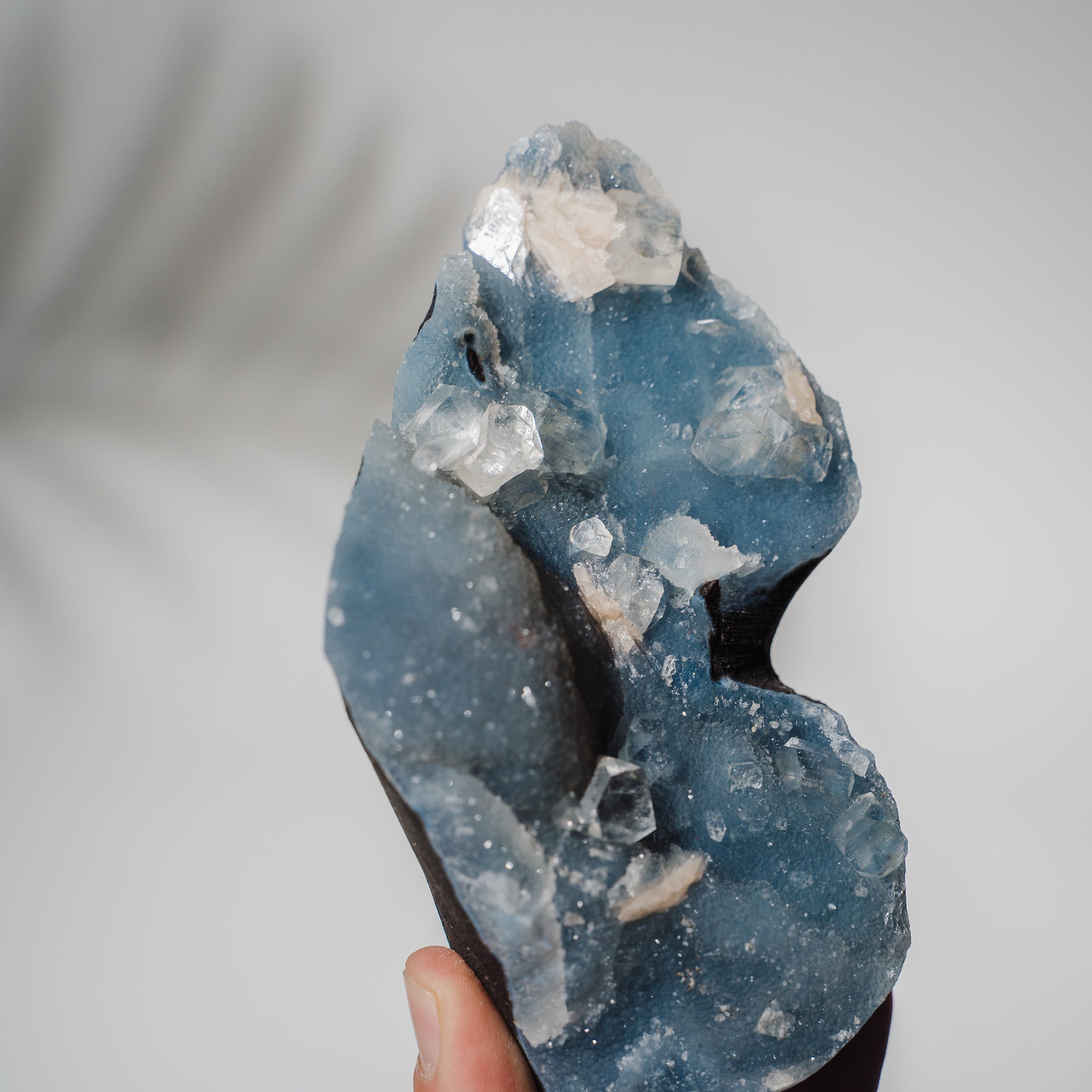 Blauer Chalcedon x Apophyllit Stufe 168BC