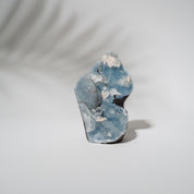 Blauer Chalcedon x Apophyllit Stufe 168BC