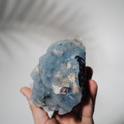 Blauer Chalcedon x Apophyllit Stufe 103BC