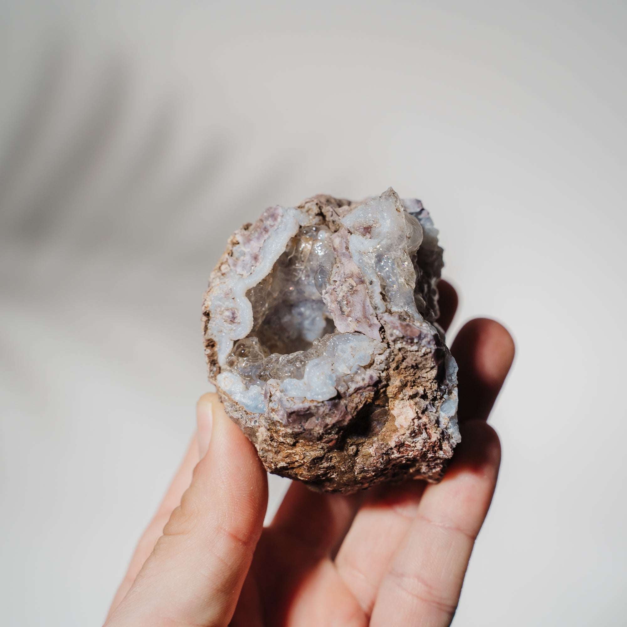 Hyalit Opal Geode 33H