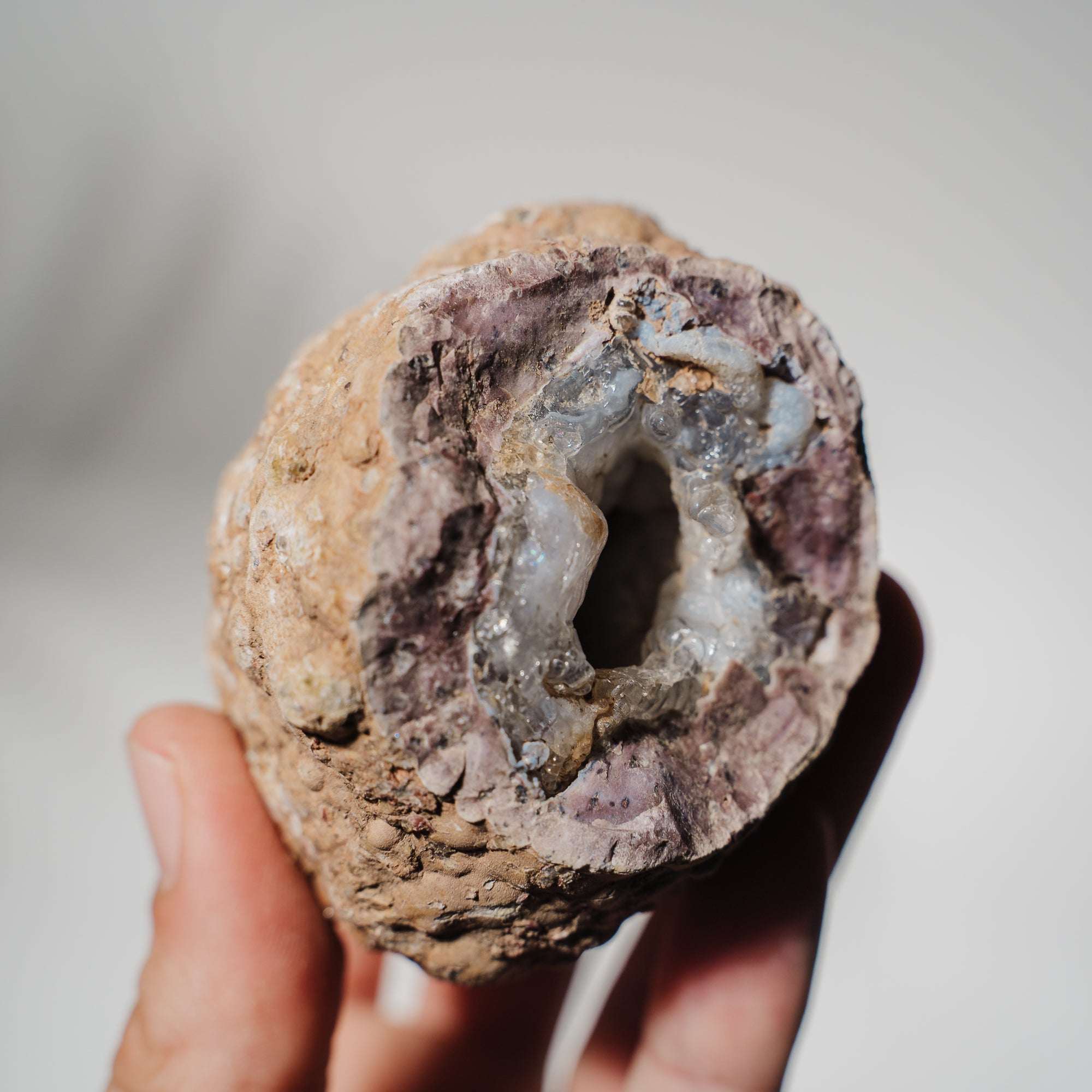 Hyalit Opal Geode 39H