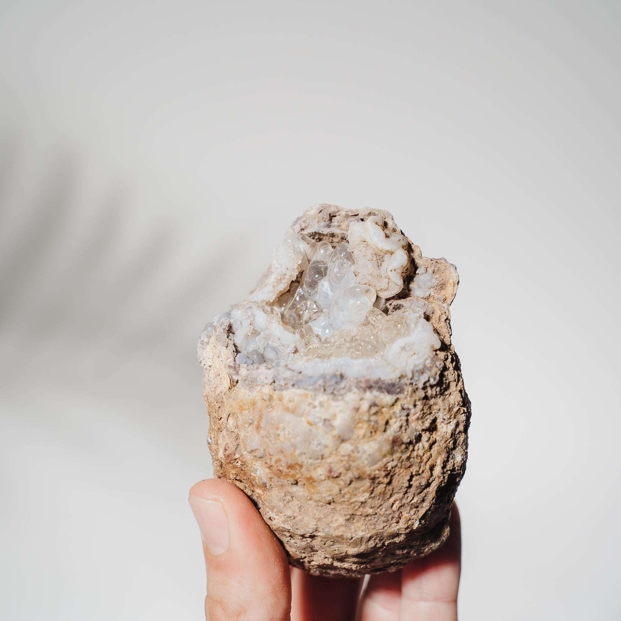 Hyalit Opal Geode 46H