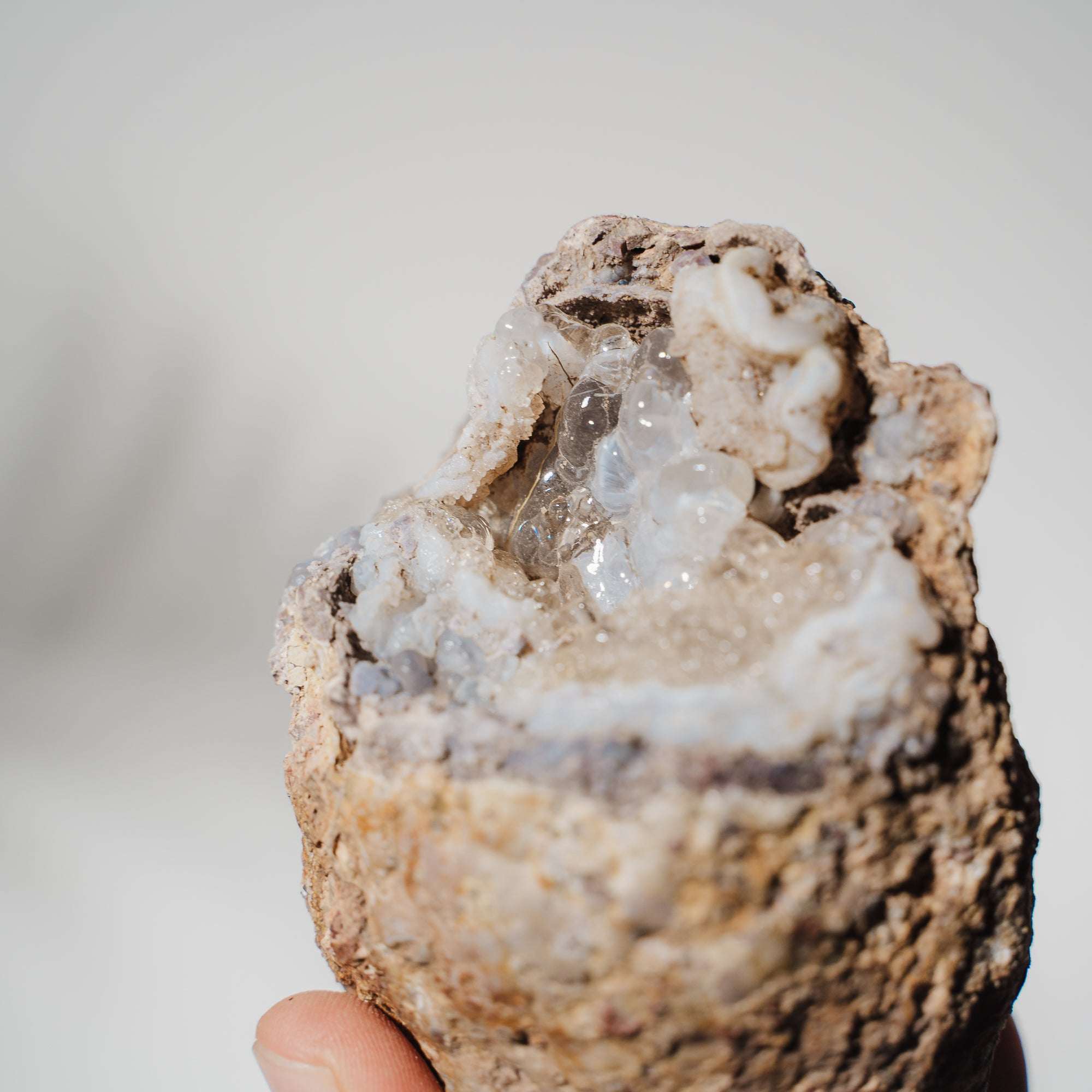 Hyalit Opal Geode 46H