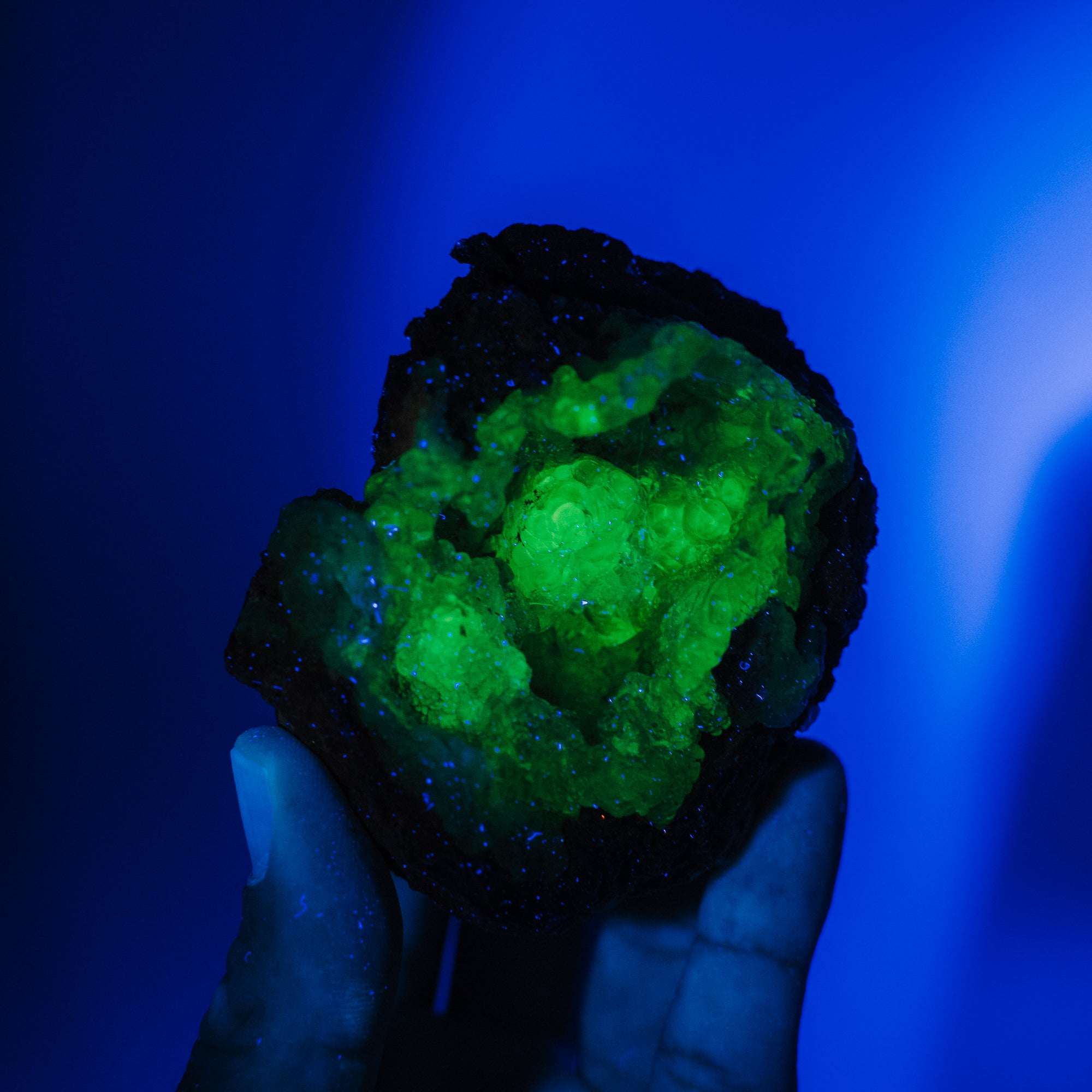 Hyalit Opal Geode 34H