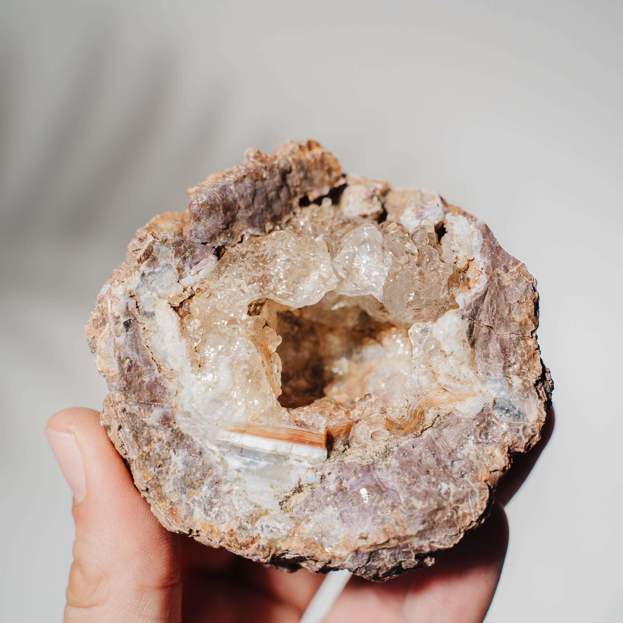 Hyalit Opal Geode 37H