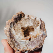 Hyalit Opal Geode 37H