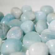 Aquamarin Trommelstein